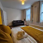 Apartment Near Spitalfields